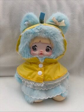 Nommi Drizzle plush doll yellow raincoat blue faux fur figure manga